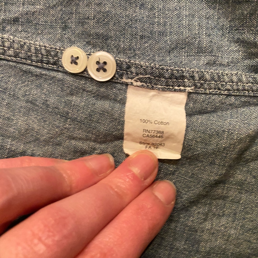 J. Crew Chambray Button Down Size Small - image 3